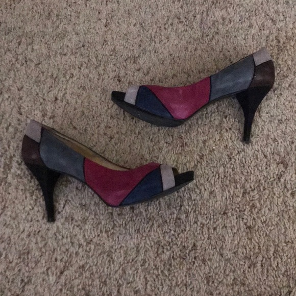 nine west multicolor pumps